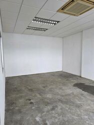 Pemimpin Industrial Building (D20), Factory #522182261